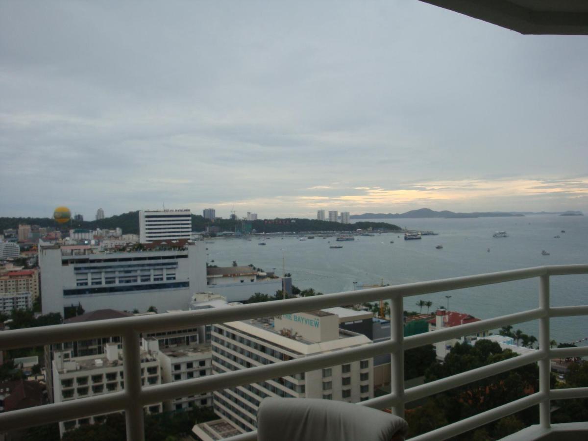 Ferienwohnung Joy Shop At View Talay 6 Pattaya Exterior foto